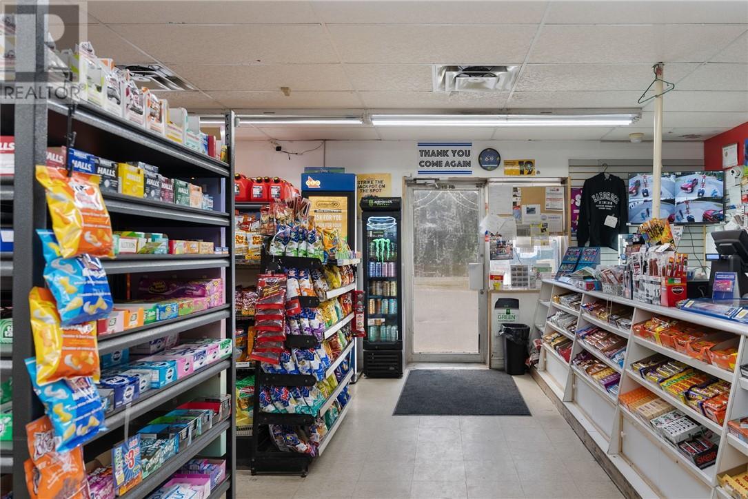 184 Regional Road 8, Onaping, ON