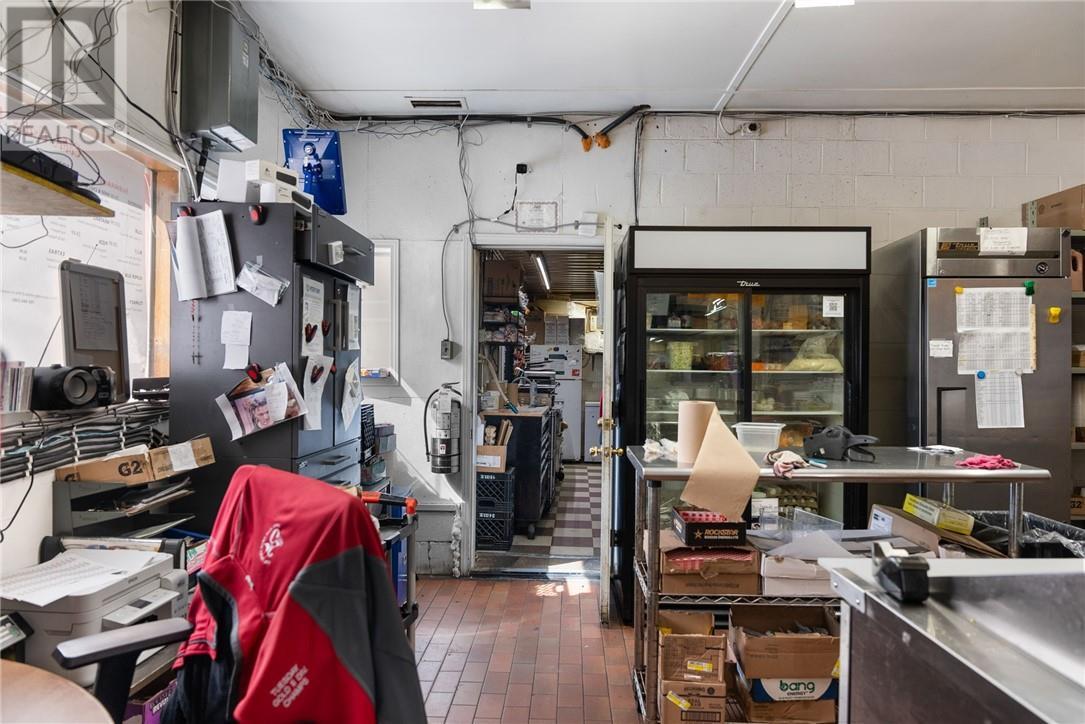 184 Regional Road 8, Onaping, ON