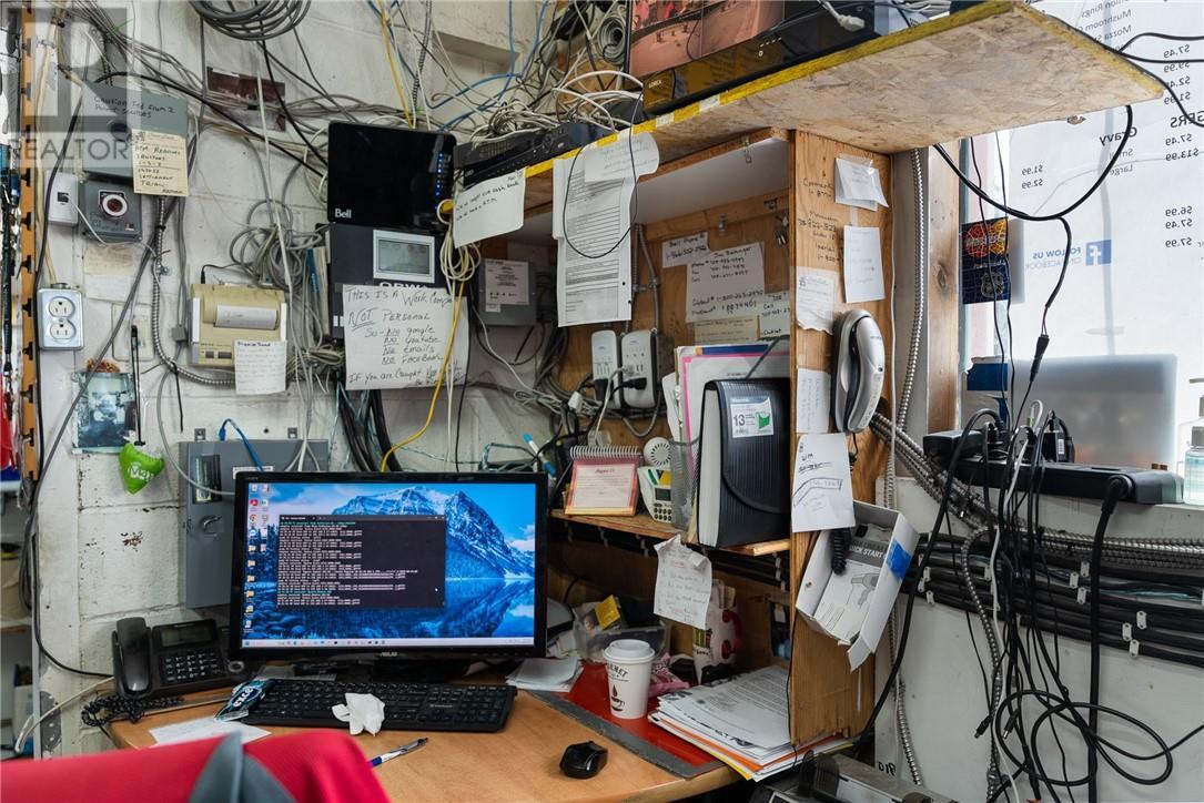 184 Regional Road 8, Onaping, ON