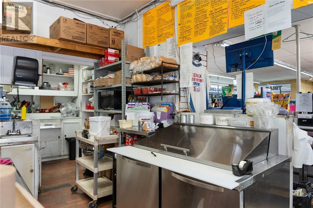 184 Regional Road 8, Onaping, ON