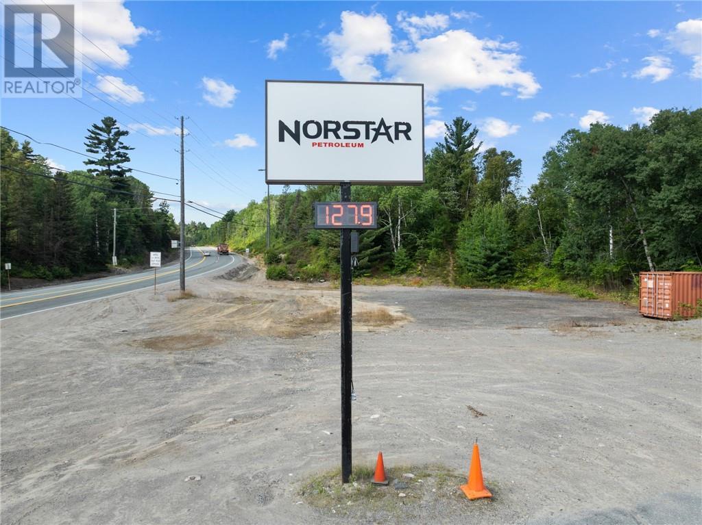 184 Regional Road 8, Onaping, ON