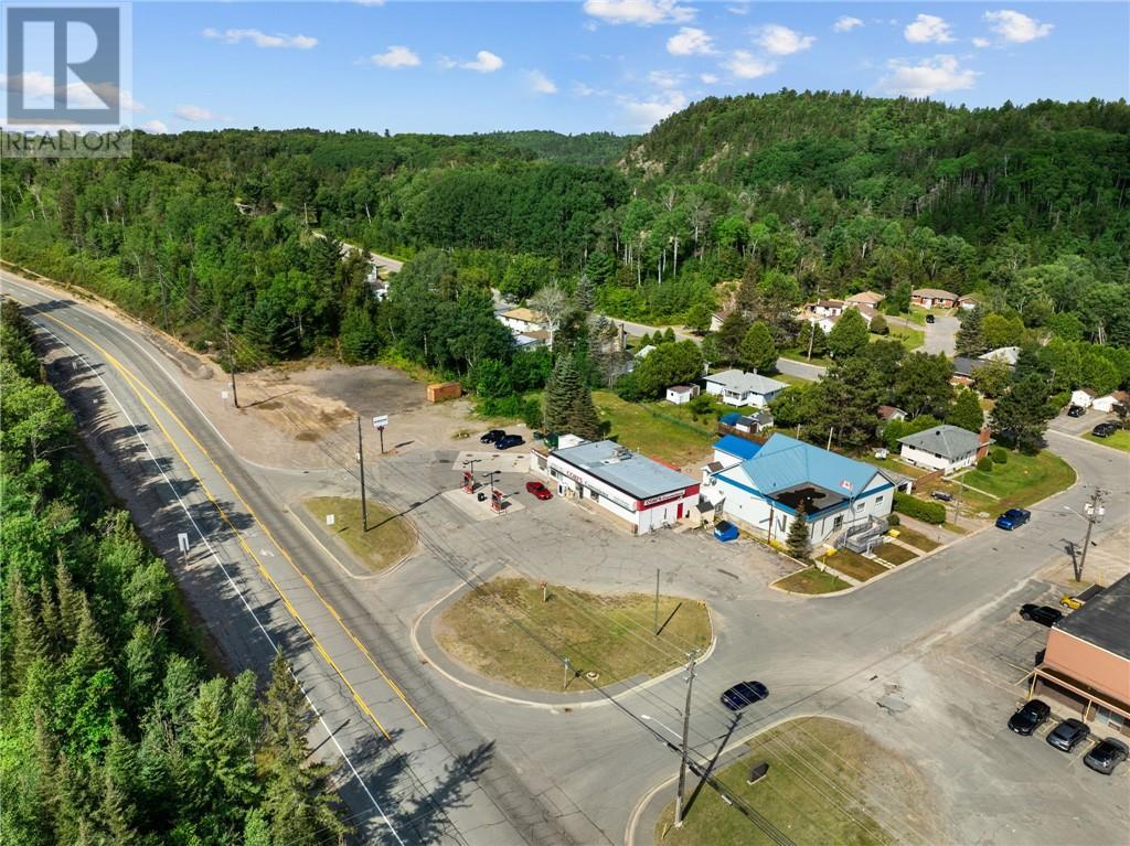 184 Regional Road 8, Onaping, ON