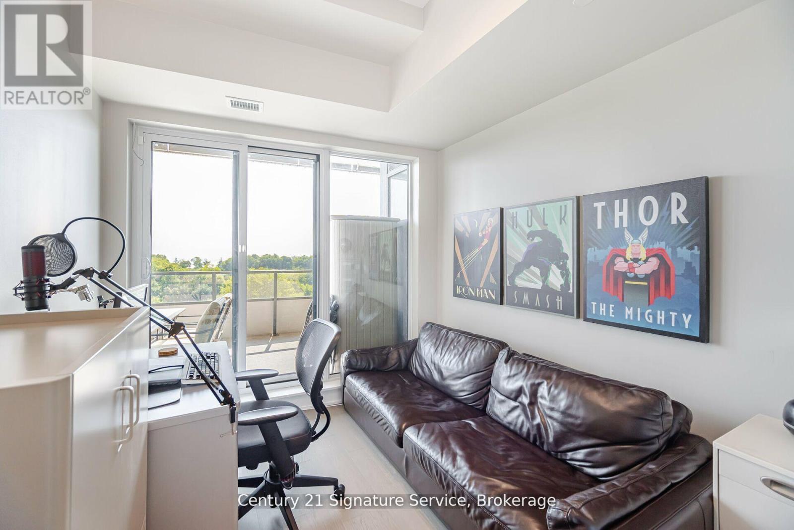 312 - 20 Shore Breeze Drive, Toronto, ON - Indoor