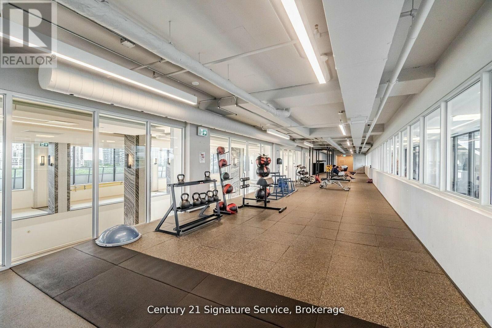 312 - 20 Shore Breeze Drive, Toronto, ON - Indoor Photo Showing Gym Room