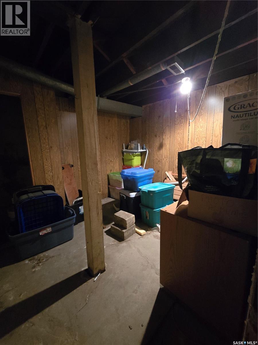 2806 Dewdney Avenue, Regina, SK