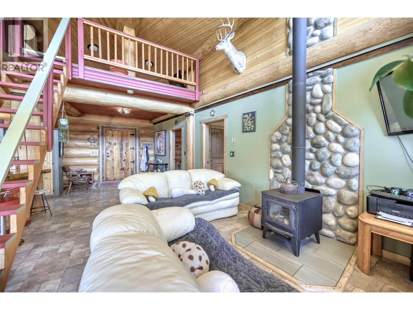 150 Nighthawk Road, Cawston, BC - Indoor