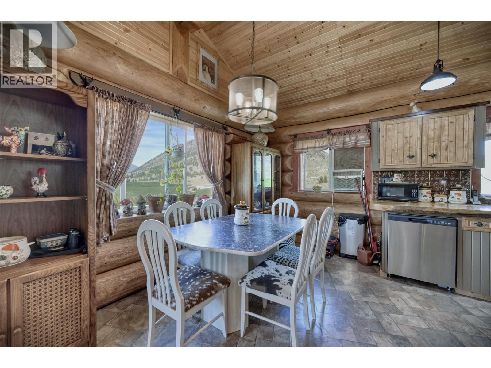 150 Nighthawk Road, Cawston, BC - Indoor