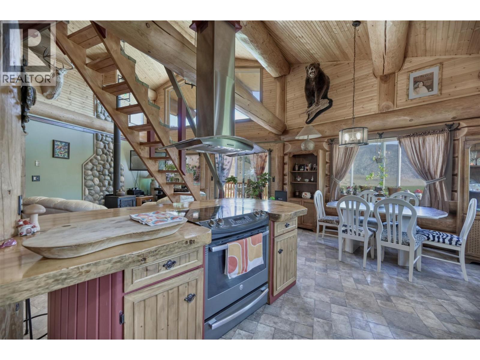 150 Nighthawk Road, Cawston, BC - Indoor Photo Showing Other Room