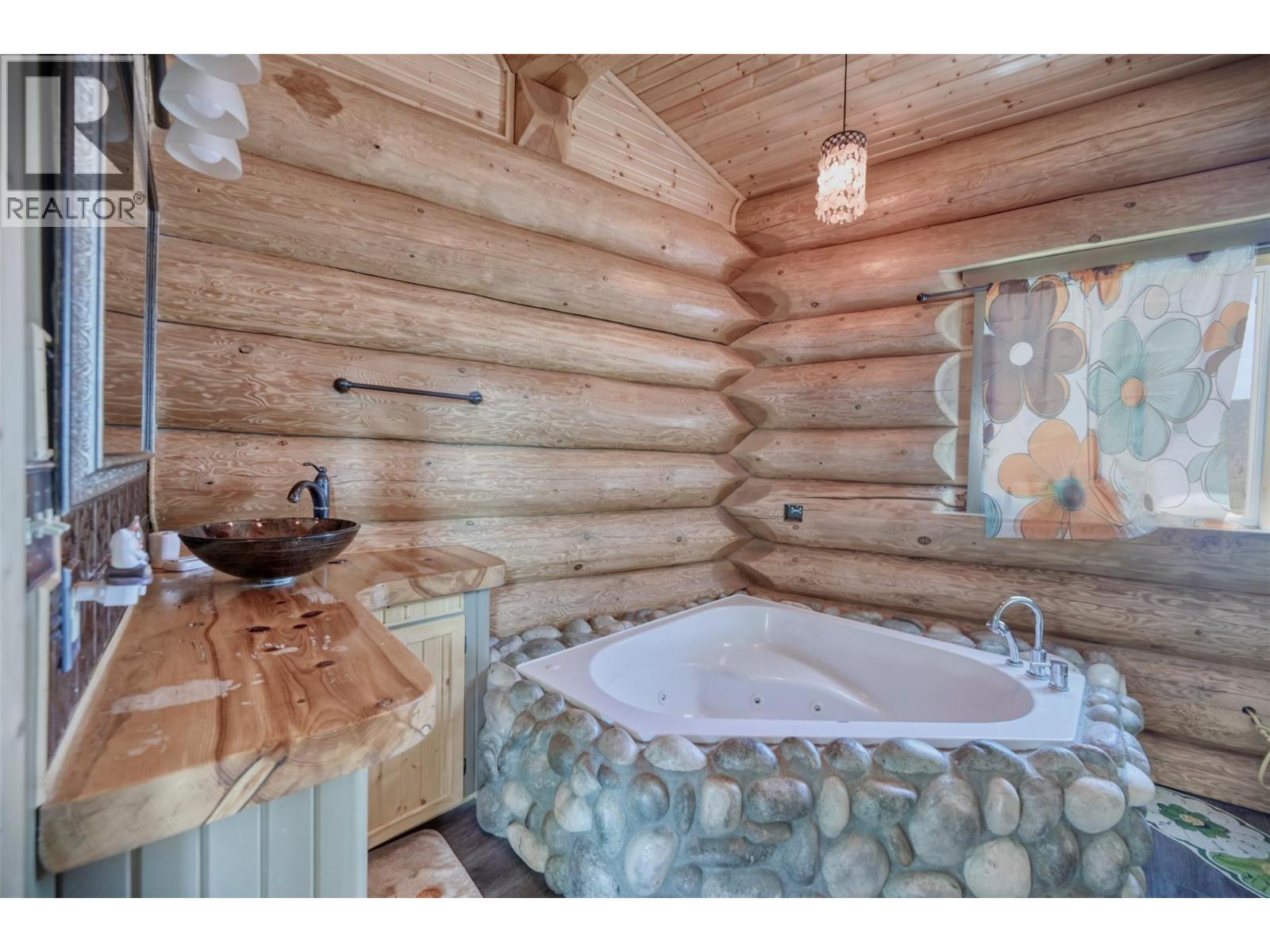 150 Nighthawk Road, Cawston, BC