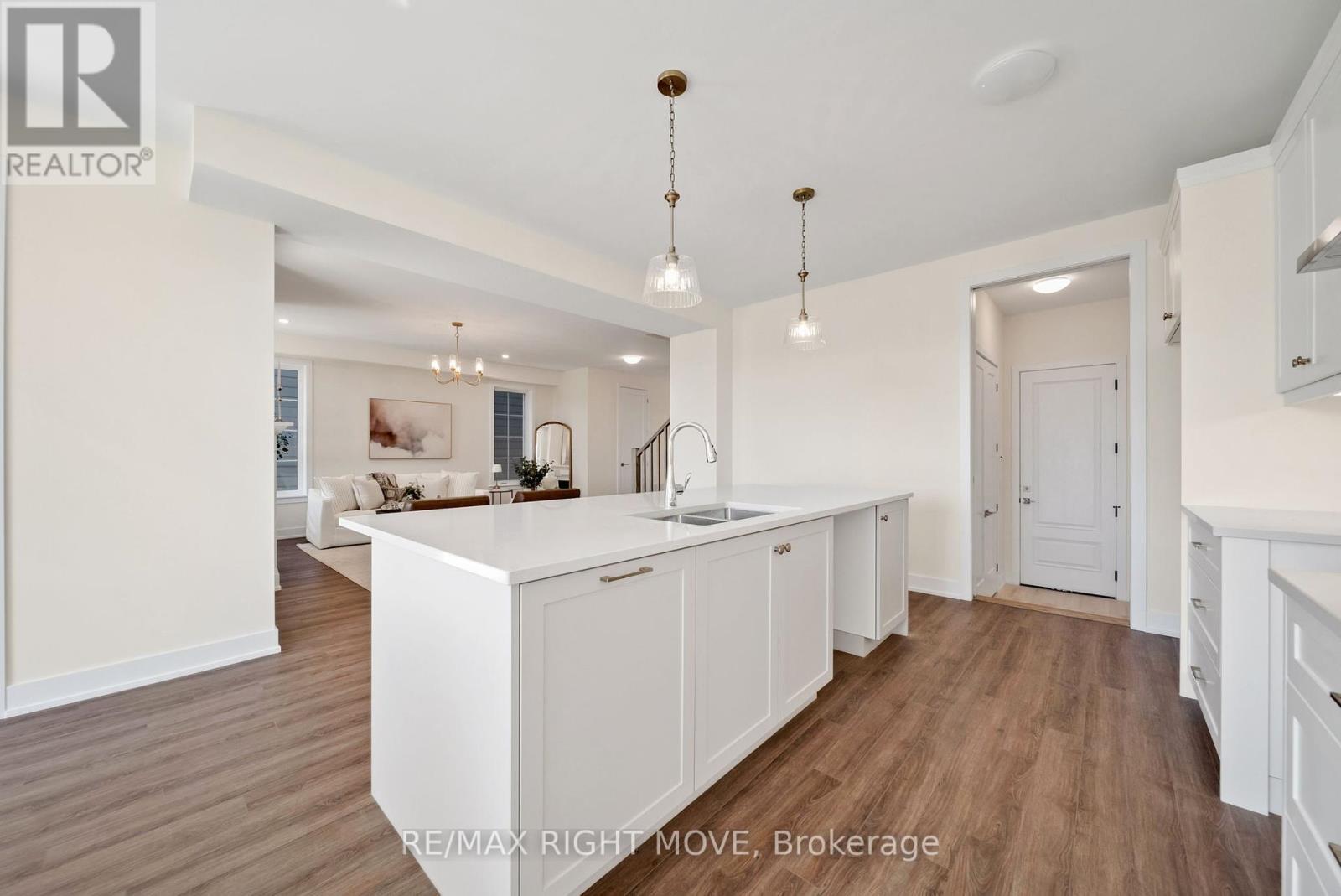 3194 Orion Boulevard, Orillia, ON - Indoor Photo Showing Kitchen With Double Sink