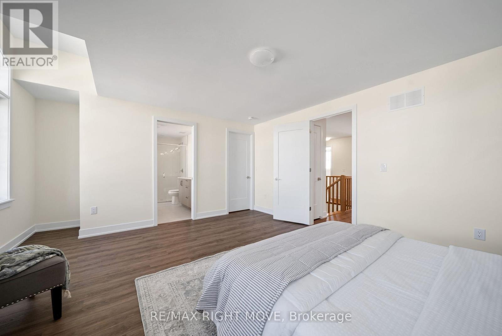 3194 Orion Boulevard, Orillia, ON - Indoor Photo Showing Bedroom
