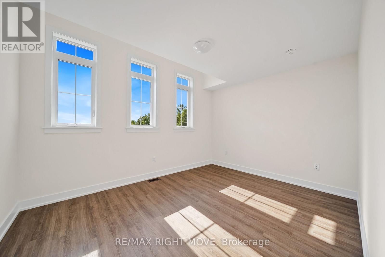 3194 Orion Boulevard, Orillia, ON - Indoor Photo Showing Other Room