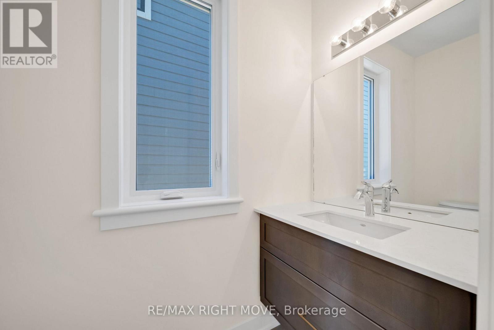 3194 Orion Boulevard, Orillia, ON - Indoor Photo Showing Bathroom