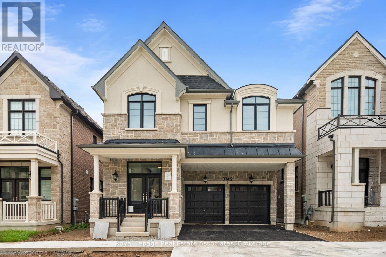 3142 Duggan Trail, Oakville, ON - Outdoor With Facade