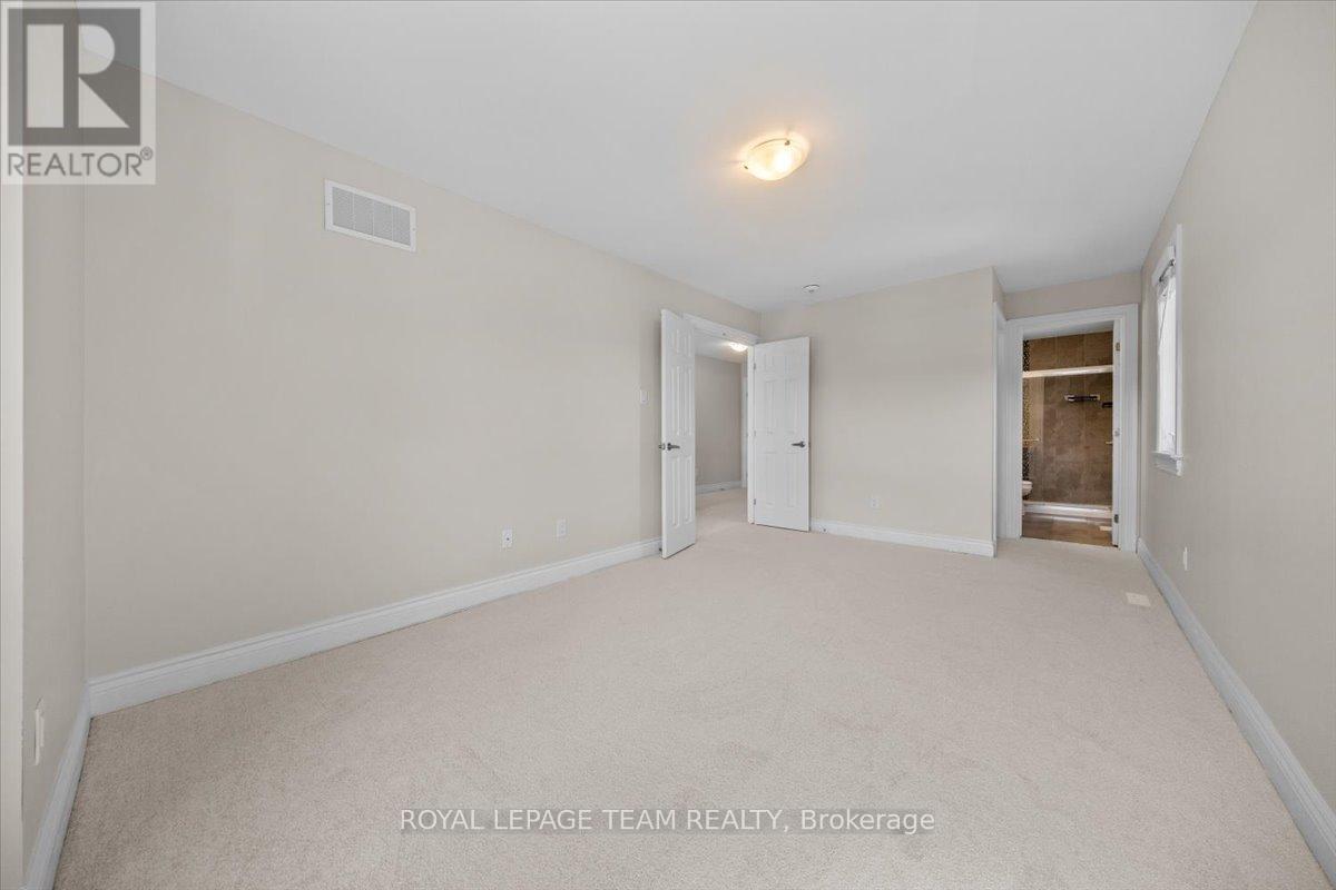 227 Bert Hall Street, Arnprior, ON - Indoor Photo Showing Other Room
