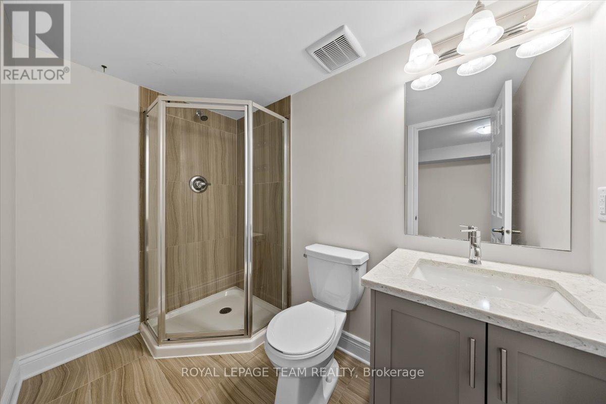 227 Bert Hall Street, Arnprior, ON - Indoor Photo Showing Bathroom