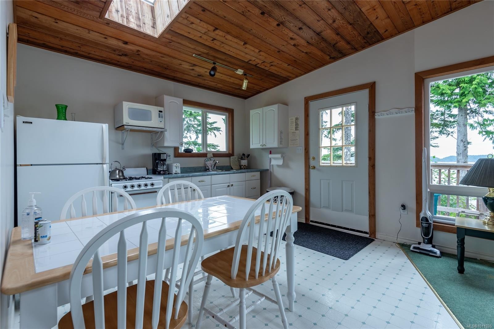 Dl2264 Hidden Cove, Port Mcneill, BC