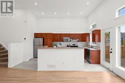 Raised breakfast bar island for entertaining -