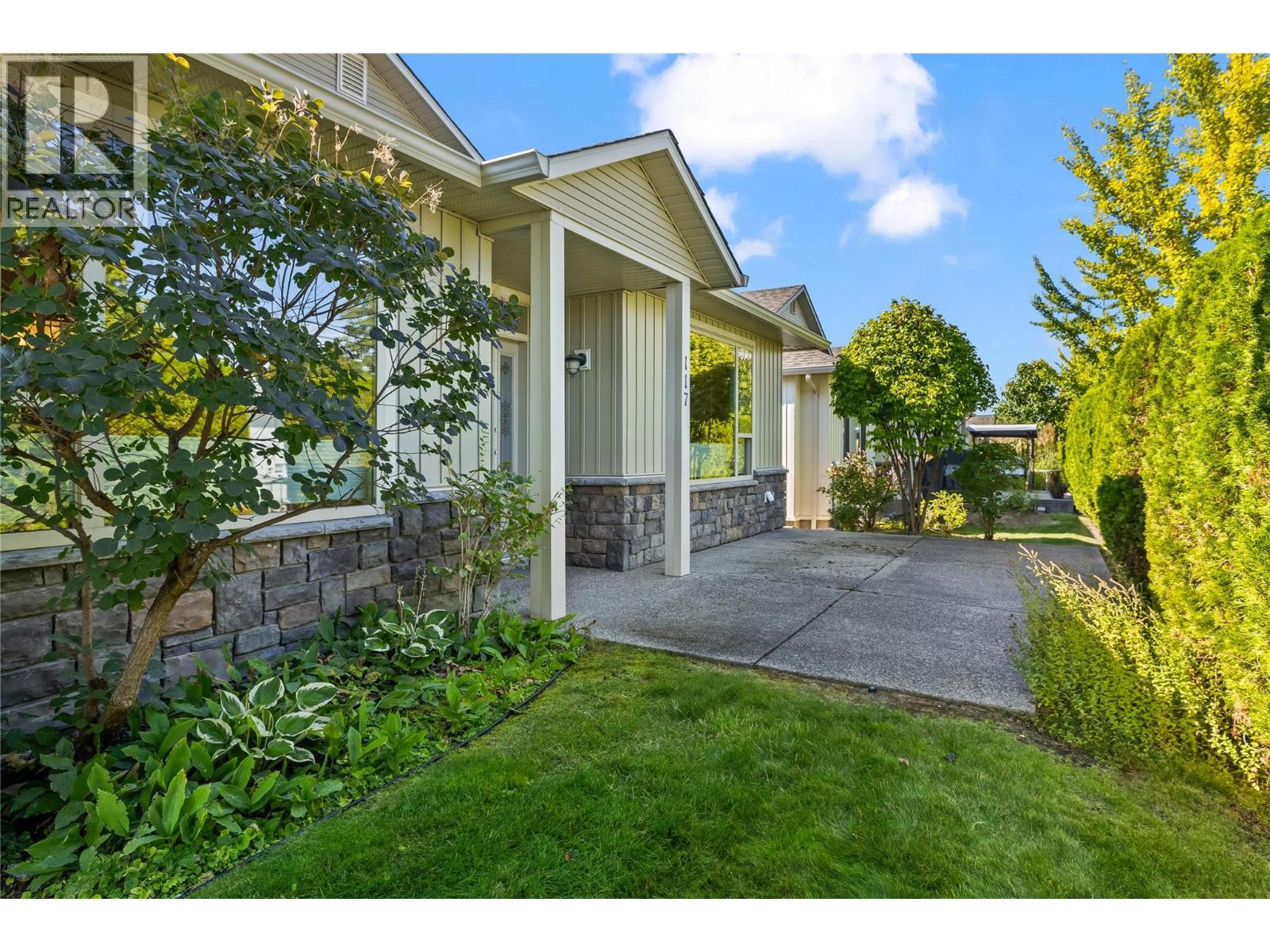 1405 Guisachan Place Unit# 117, Kelowna, BC - Outdoor