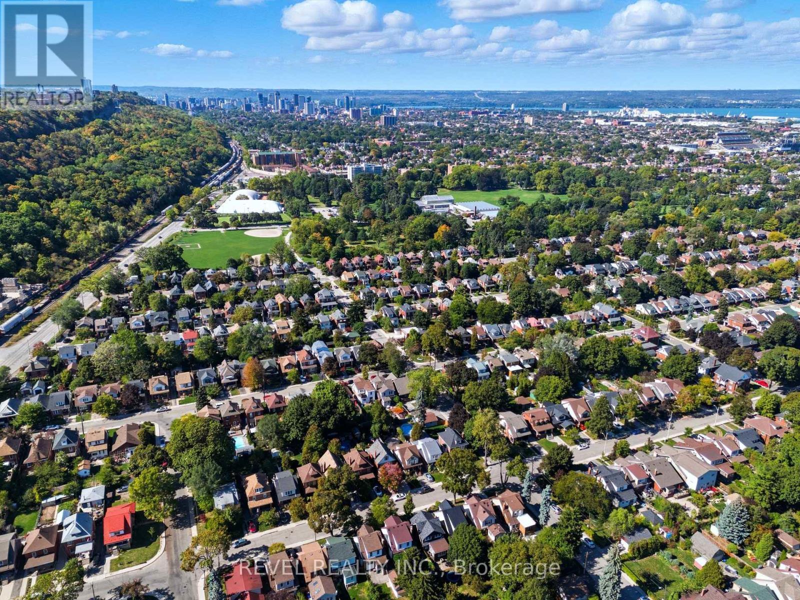 197 Balmoral Avenue S, Hamilton, ON - Outdoor With View