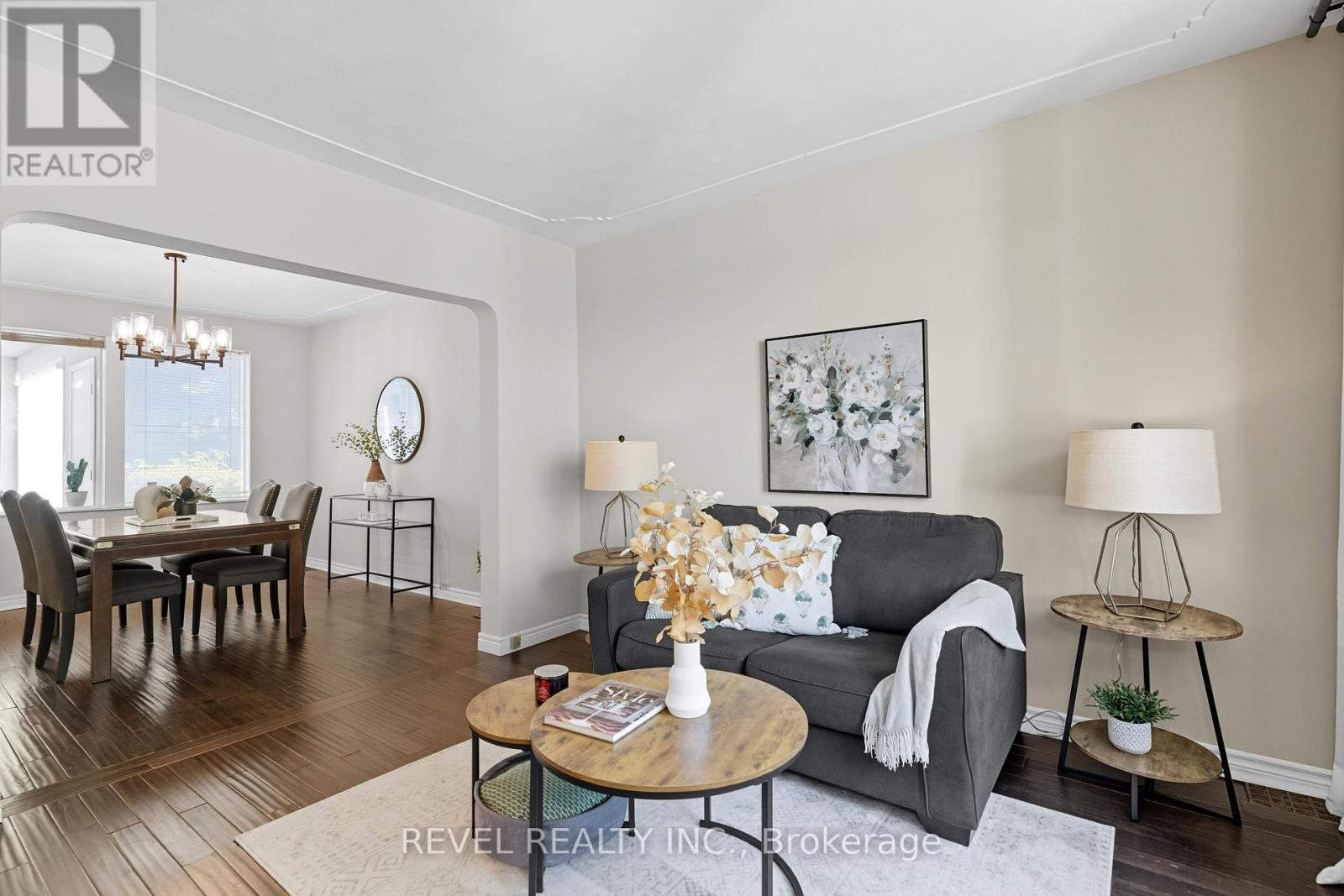 197 Balmoral Avenue S, Hamilton, ON - Indoor