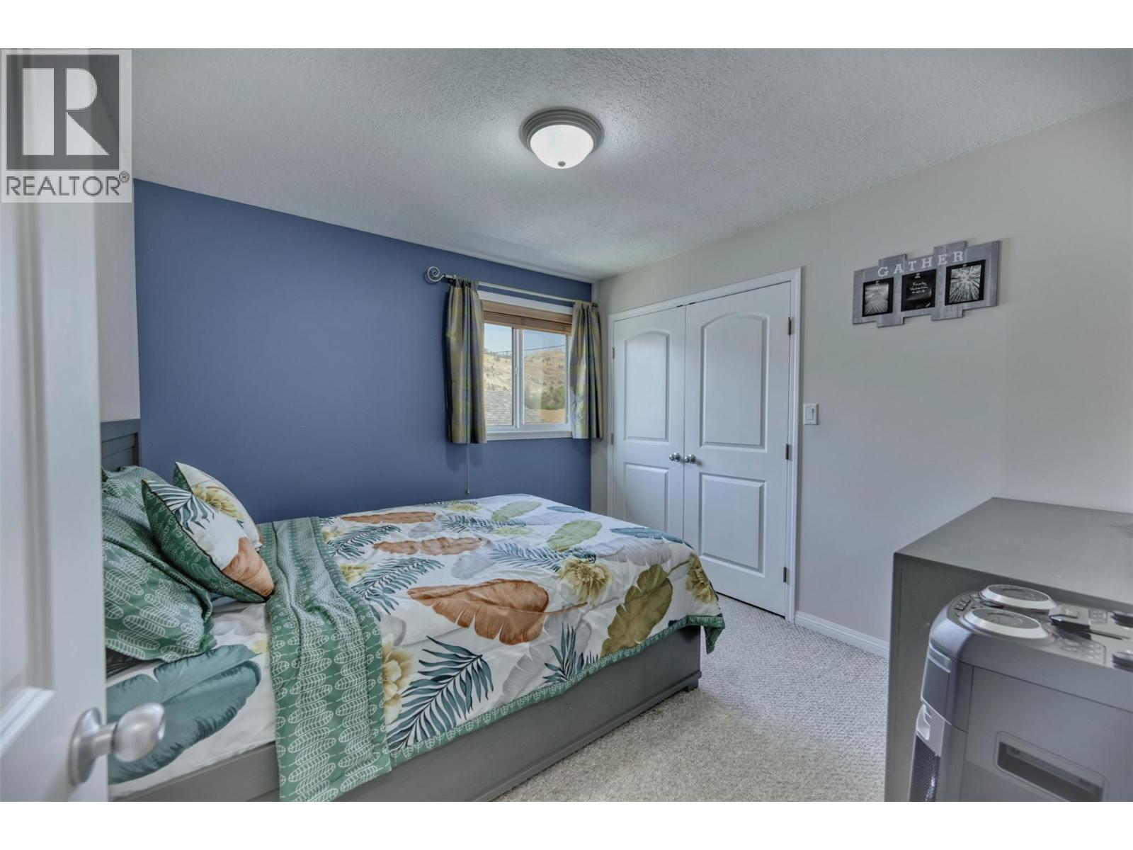 270 Willows Place, Oliver, BC - Indoor Photo Showing Bedroom