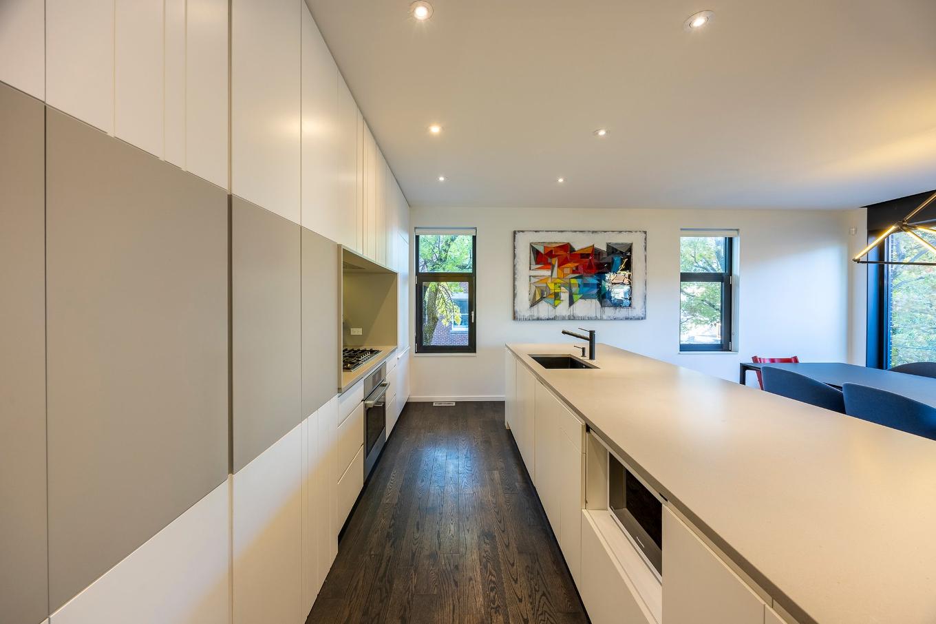 Cuisine - 8377 - 8379 Rue Foucher, Montréal (Villeray/Saint-Michel/Parc-Extension), QC - Indoor Photo Showing Other Room