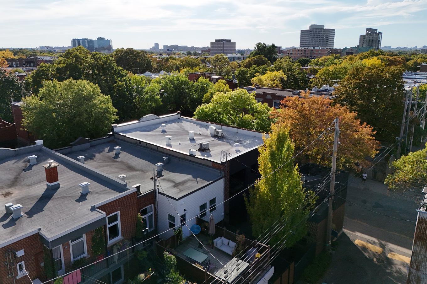 Extérieur - 8377 - 8379 Rue Foucher, Montréal (Villeray/Saint-Michel/Parc-Extension), QC - Outdoor With View