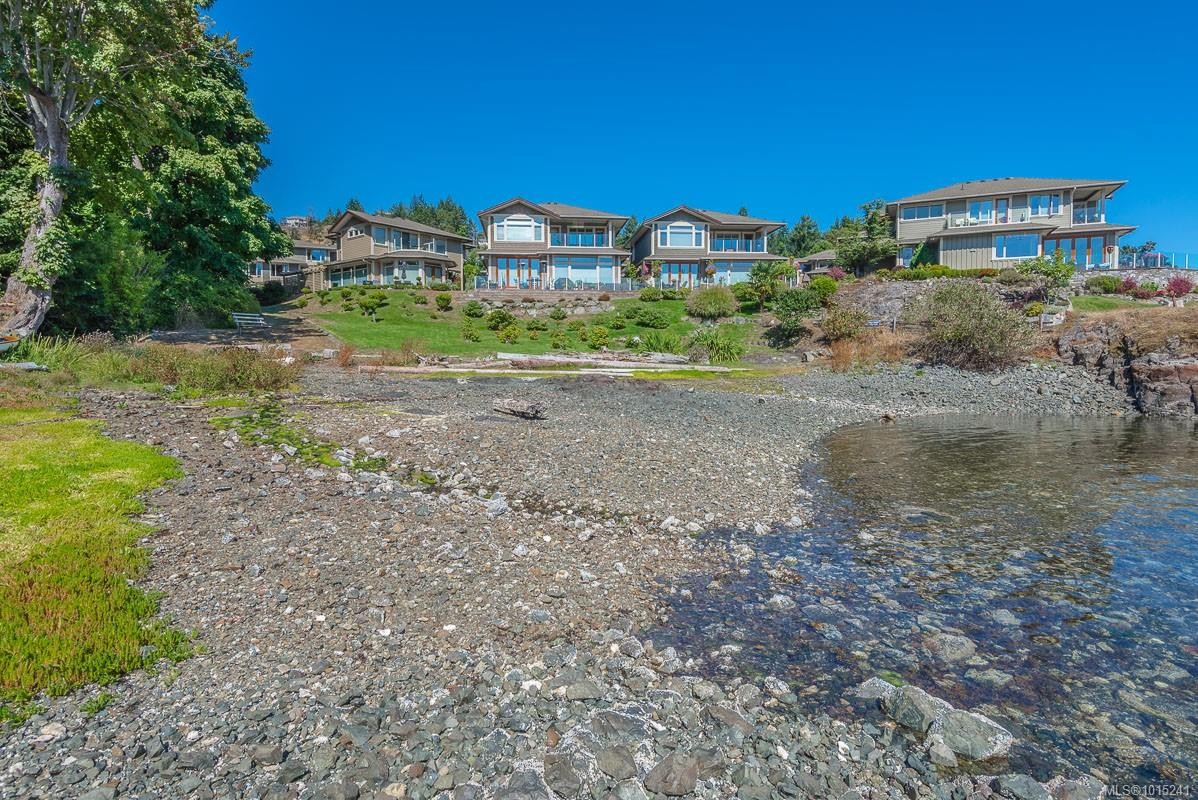 3026 Waterstone Way, Nanaimo, BC - Outdoor