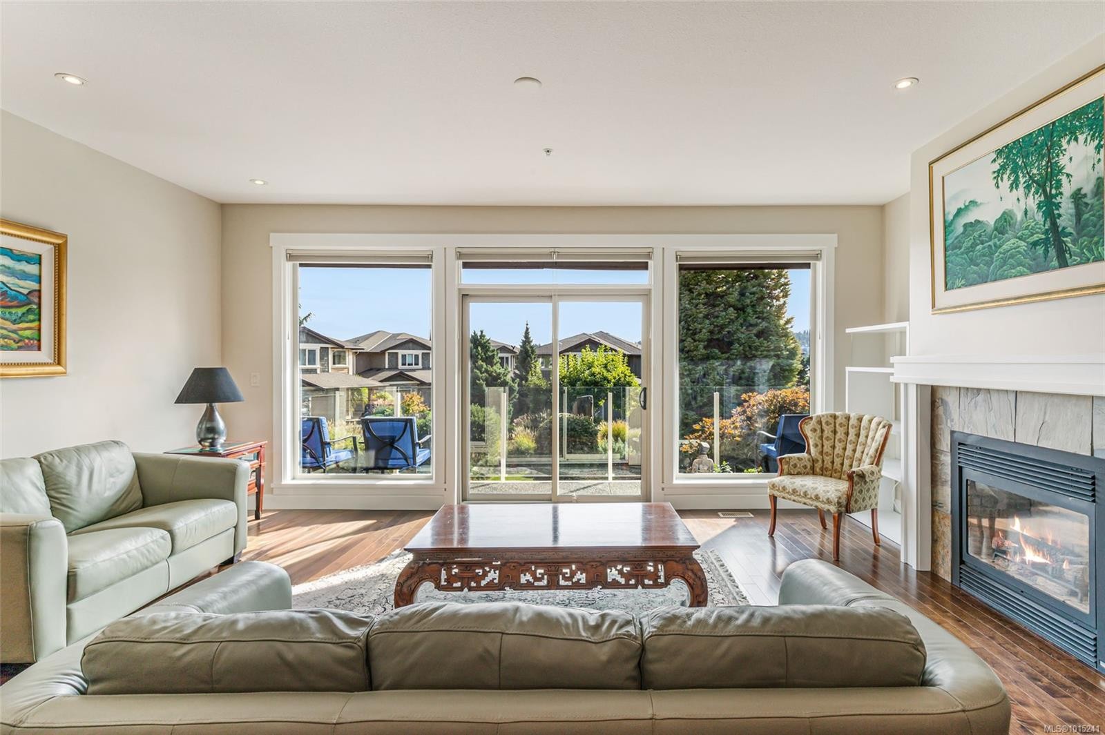 3026 Waterstone Way, Nanaimo, BC - Indoor Photo Showing Living Room With Fireplace