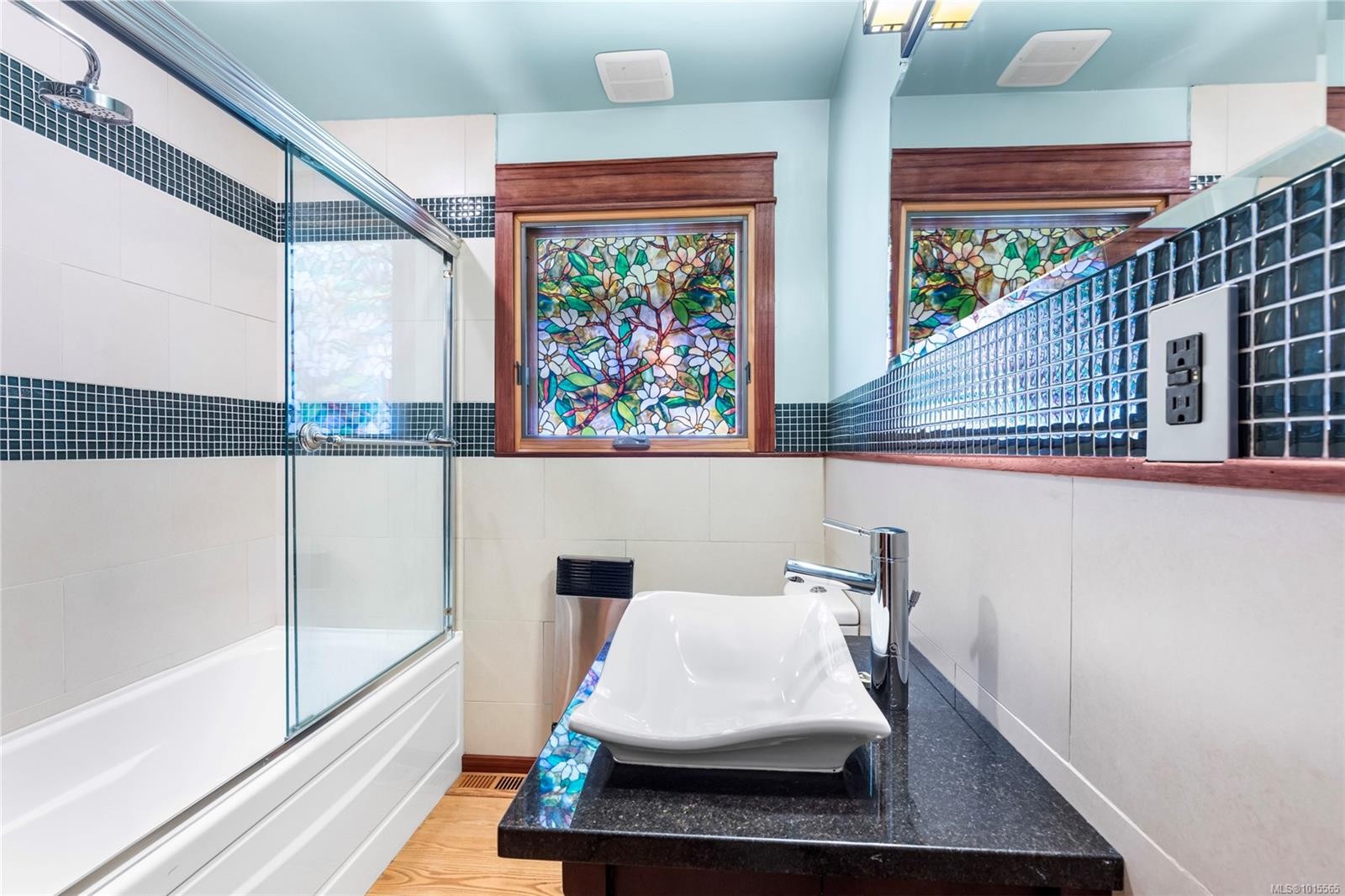 3705 Signal Hill Rd, Pender Island, BC