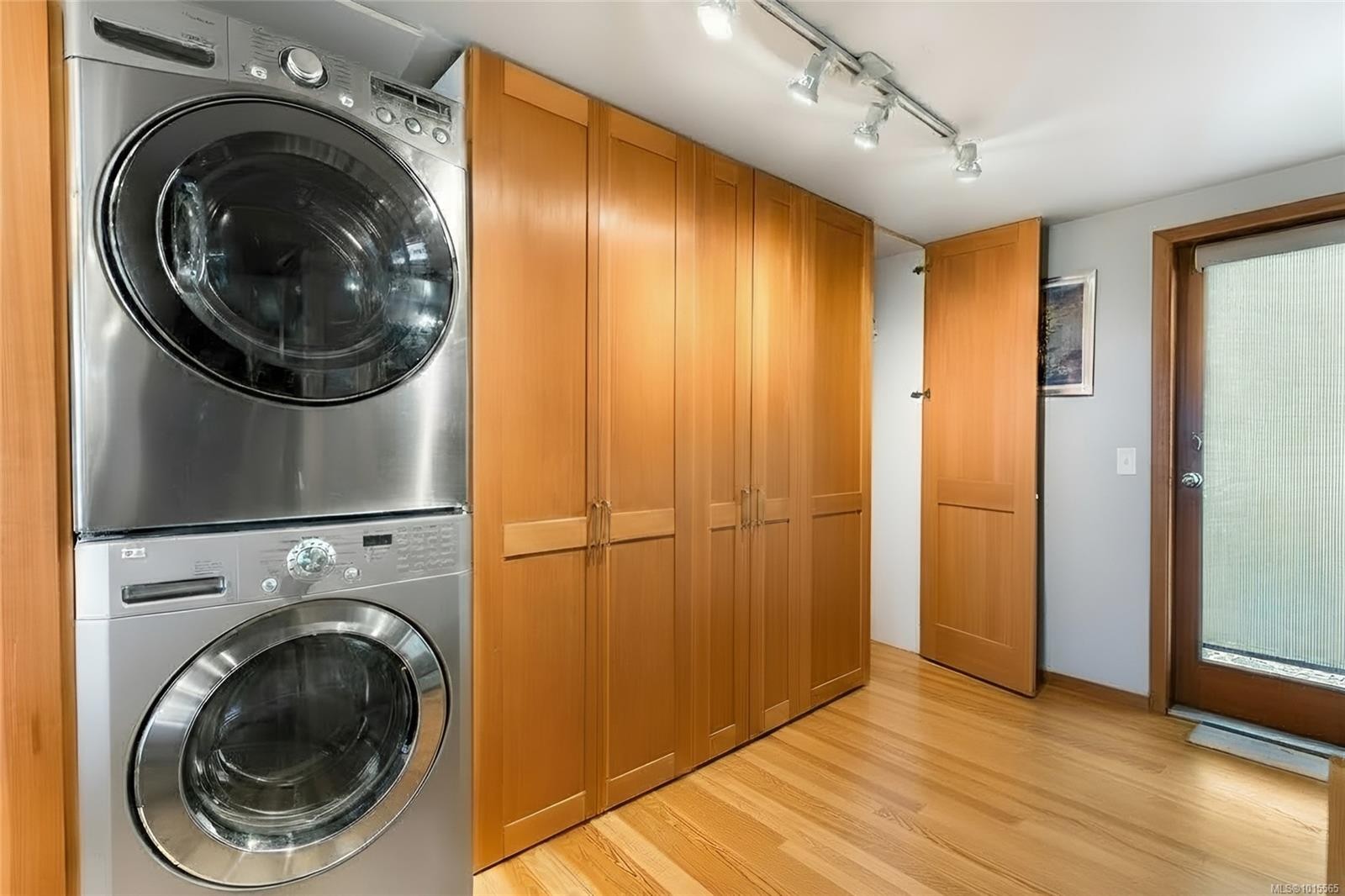 3705 Signal Hill Rd, Pender Island, BC