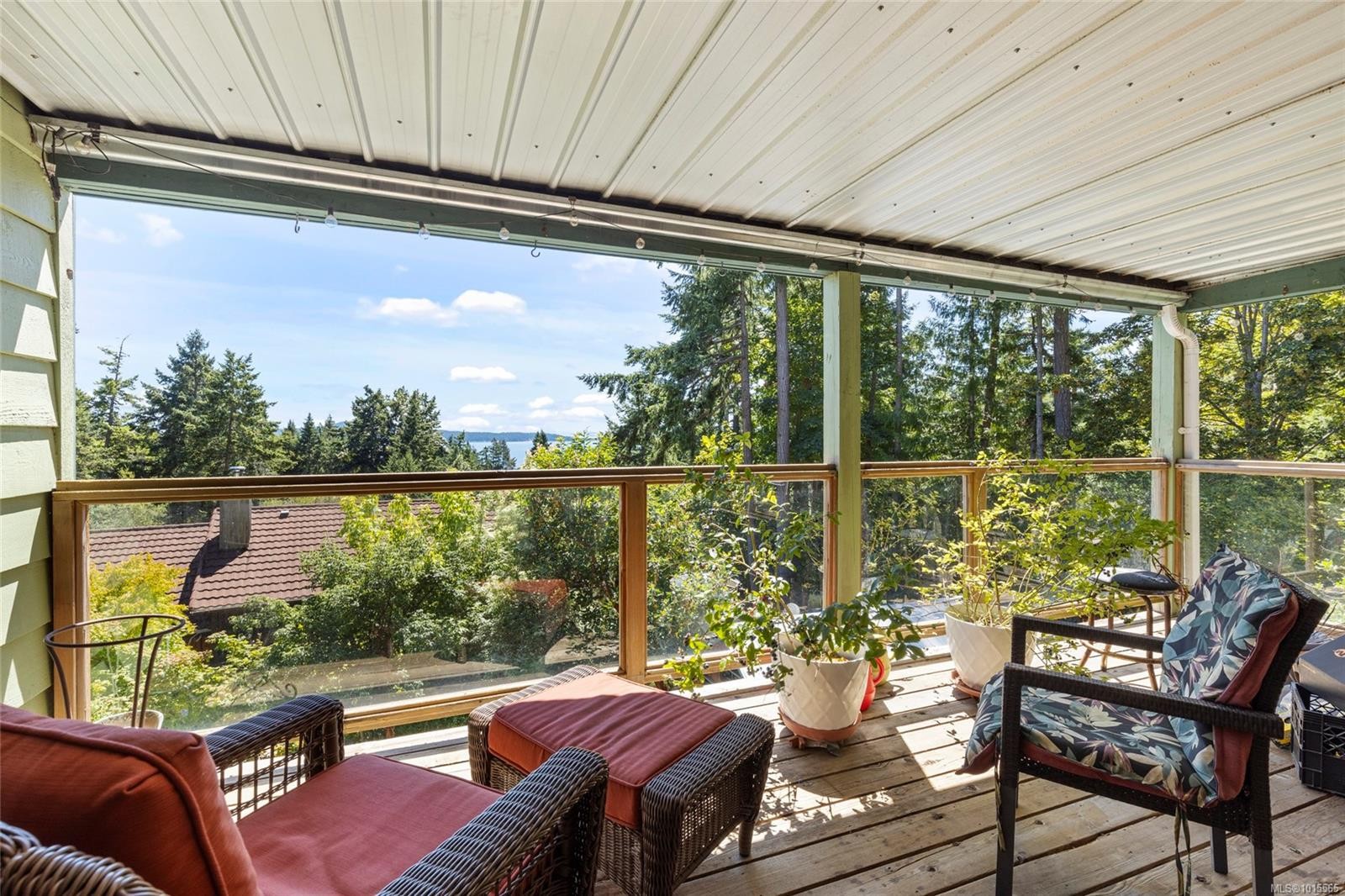 3705 Signal Hill Rd, Pender Island, BC