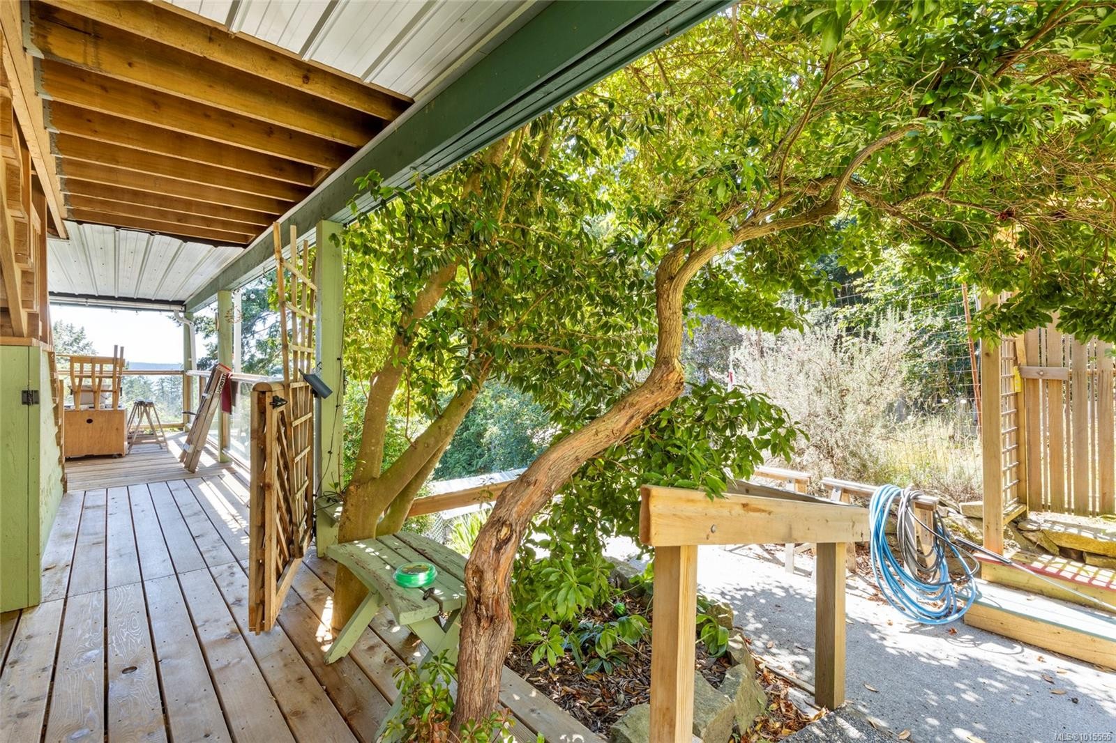 3705 Signal Hill Rd, Pender Island, BC