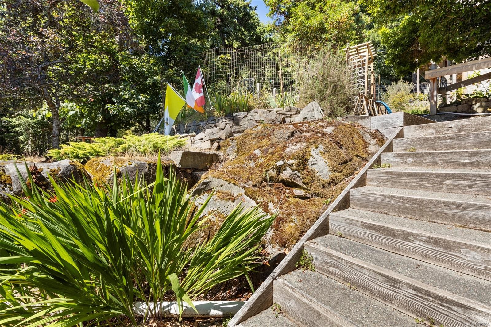 3705 Signal Hill Rd, Pender Island, BC