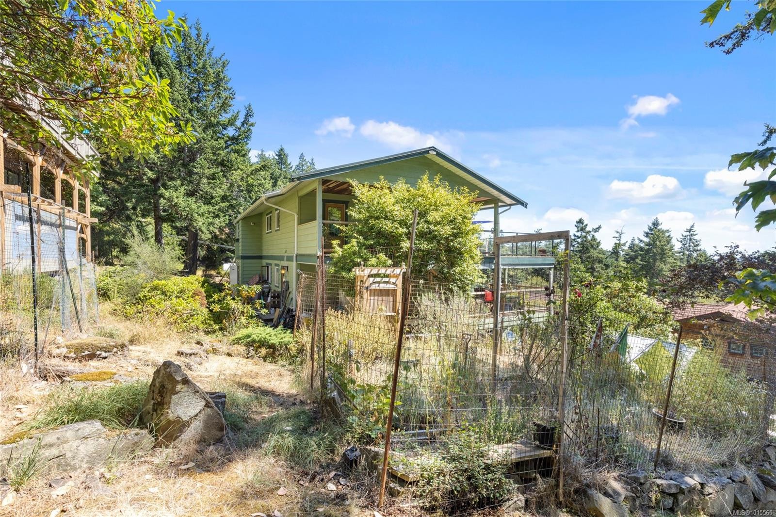 3705 Signal Hill Rd, Pender Island, BC