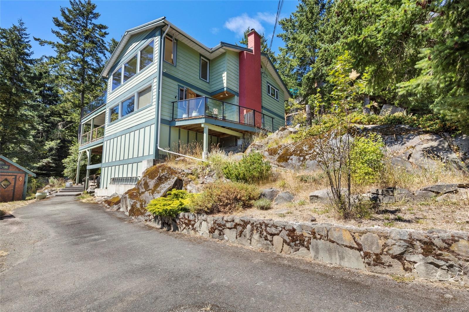 3705 Signal Hill Rd, Pender Island, BC