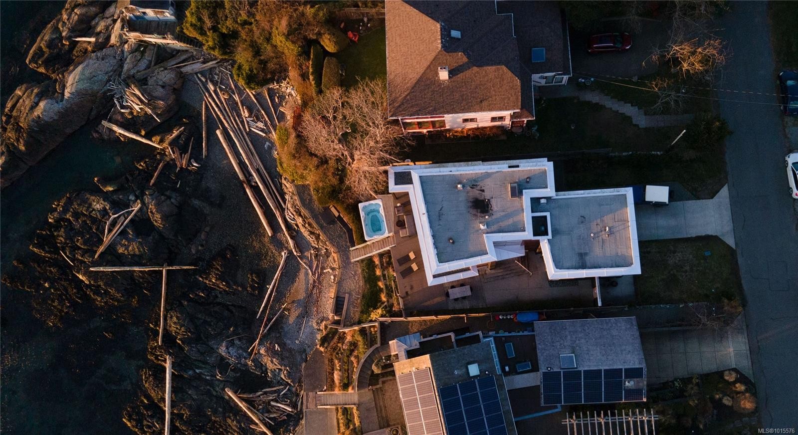 2086 Marne St, Oak Bay, BC