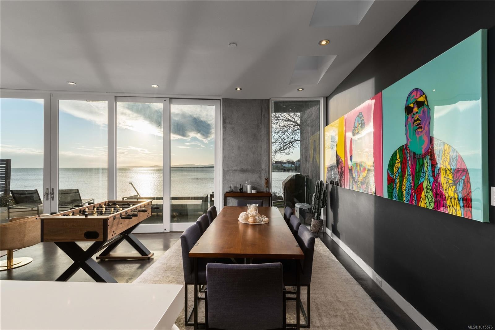 2086 Marne St, Oak Bay, BC