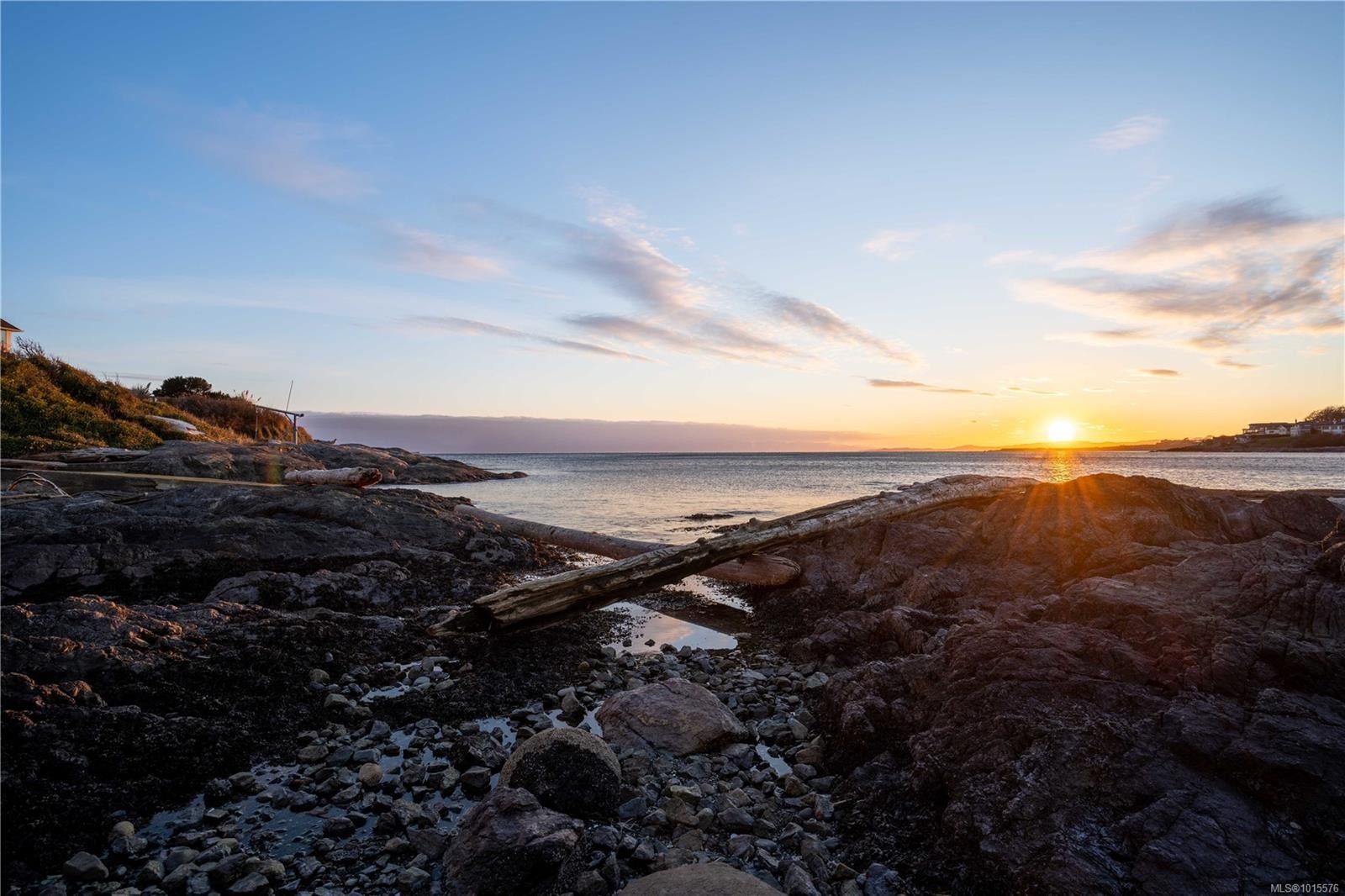 2086 Marne St, Oak Bay, BC