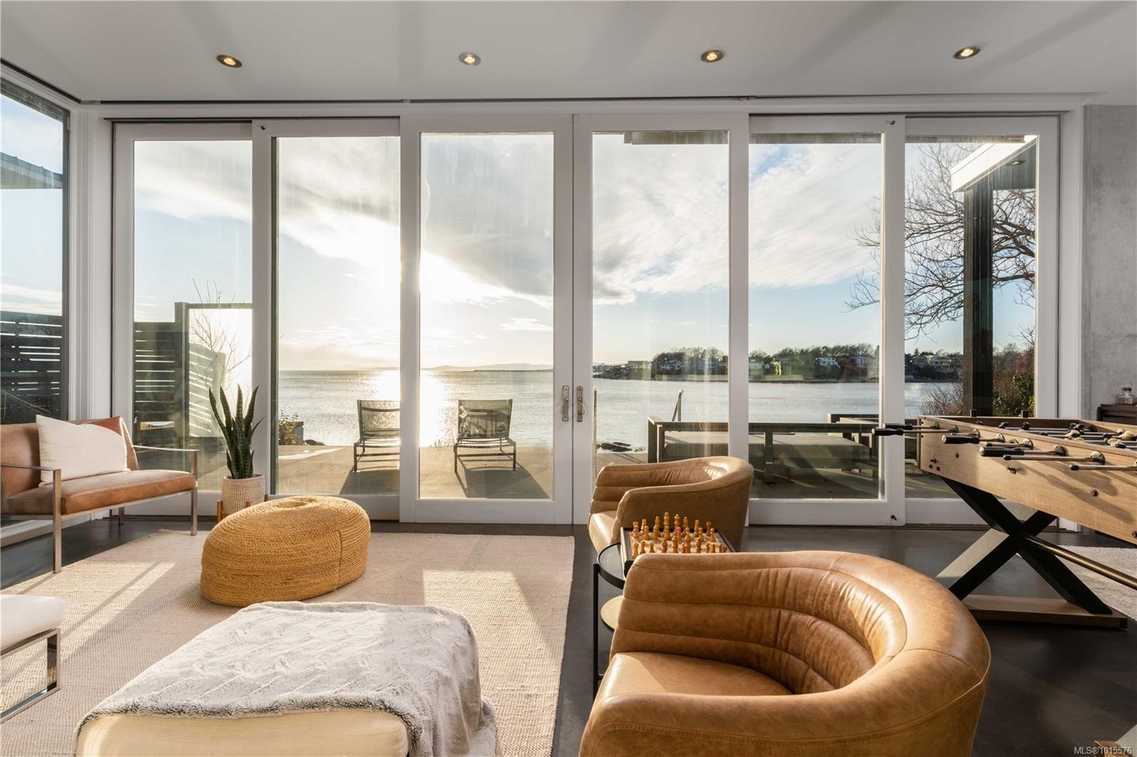 2086 Marne St, Oak Bay, BC