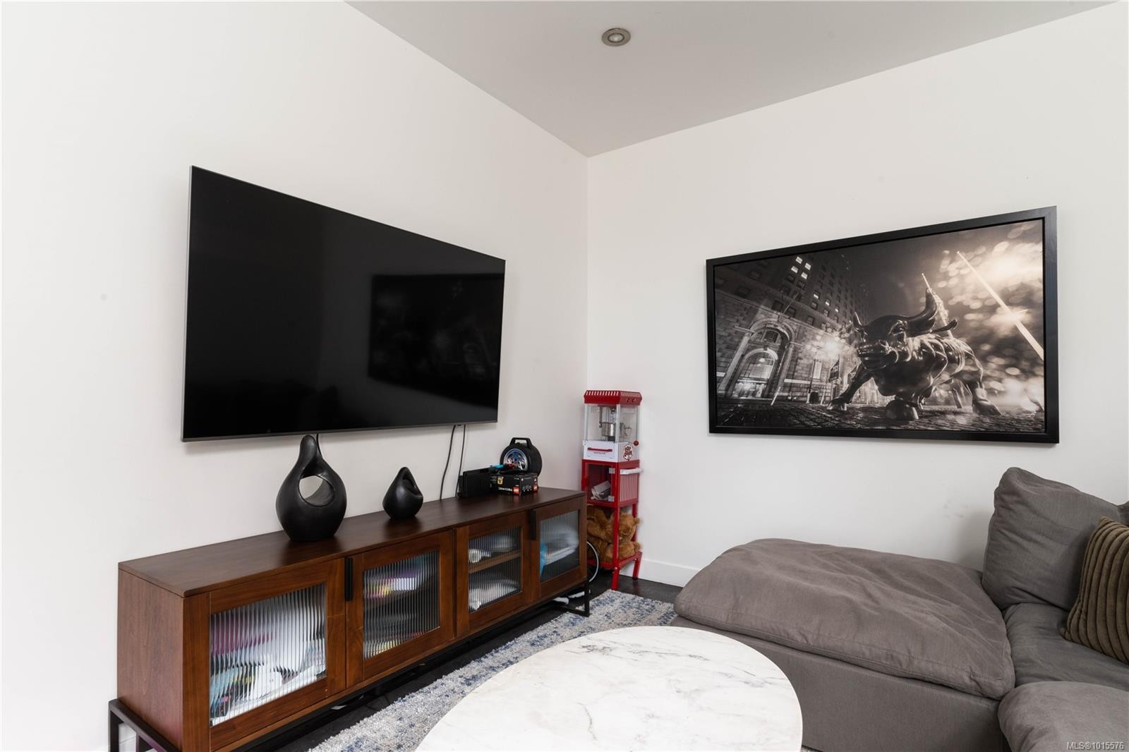 2086 Marne St, Oak Bay, BC