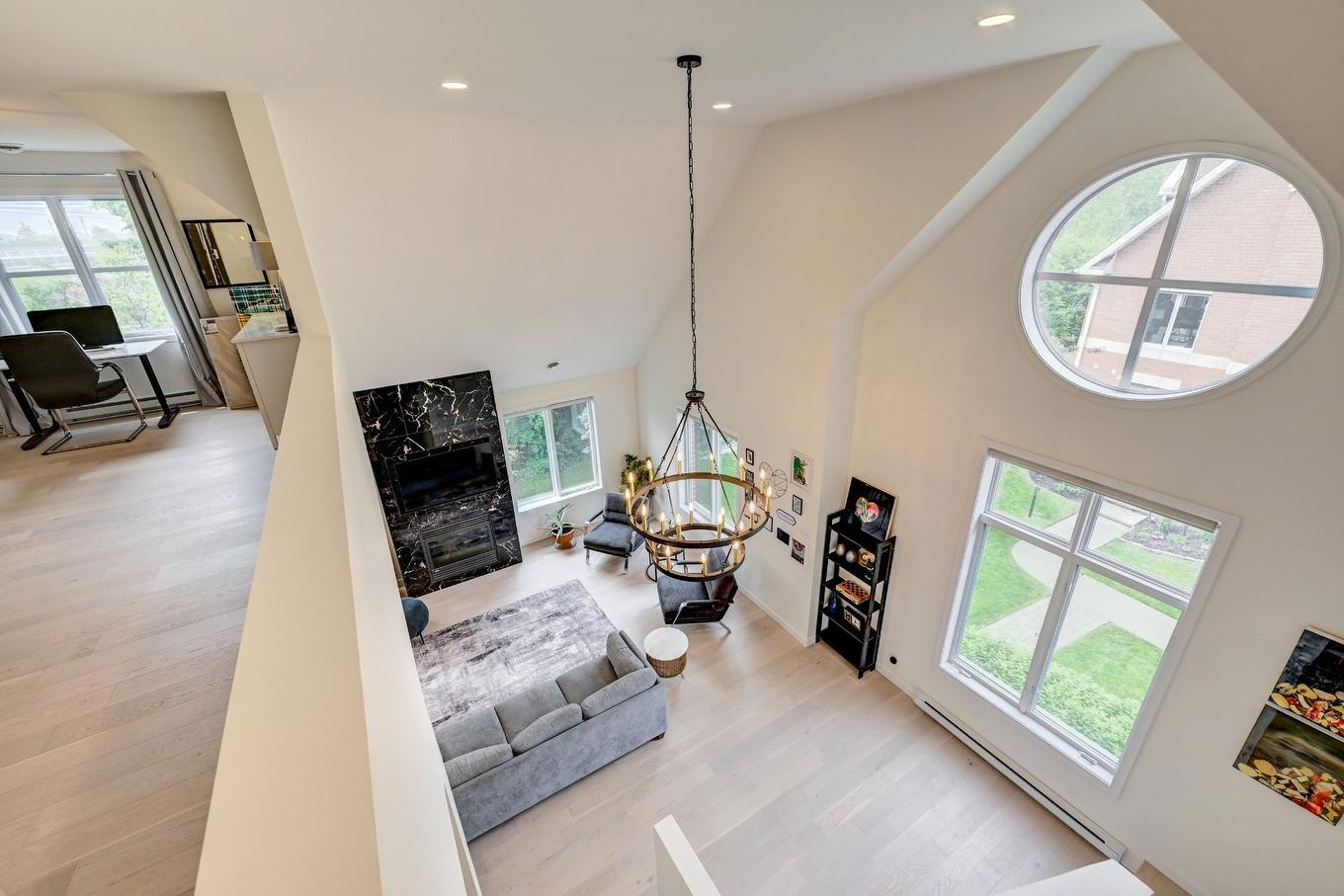 Vue d'ensemble - 216 Rue Donnacona, Dollard-Des-Ormeaux, QC - Indoor