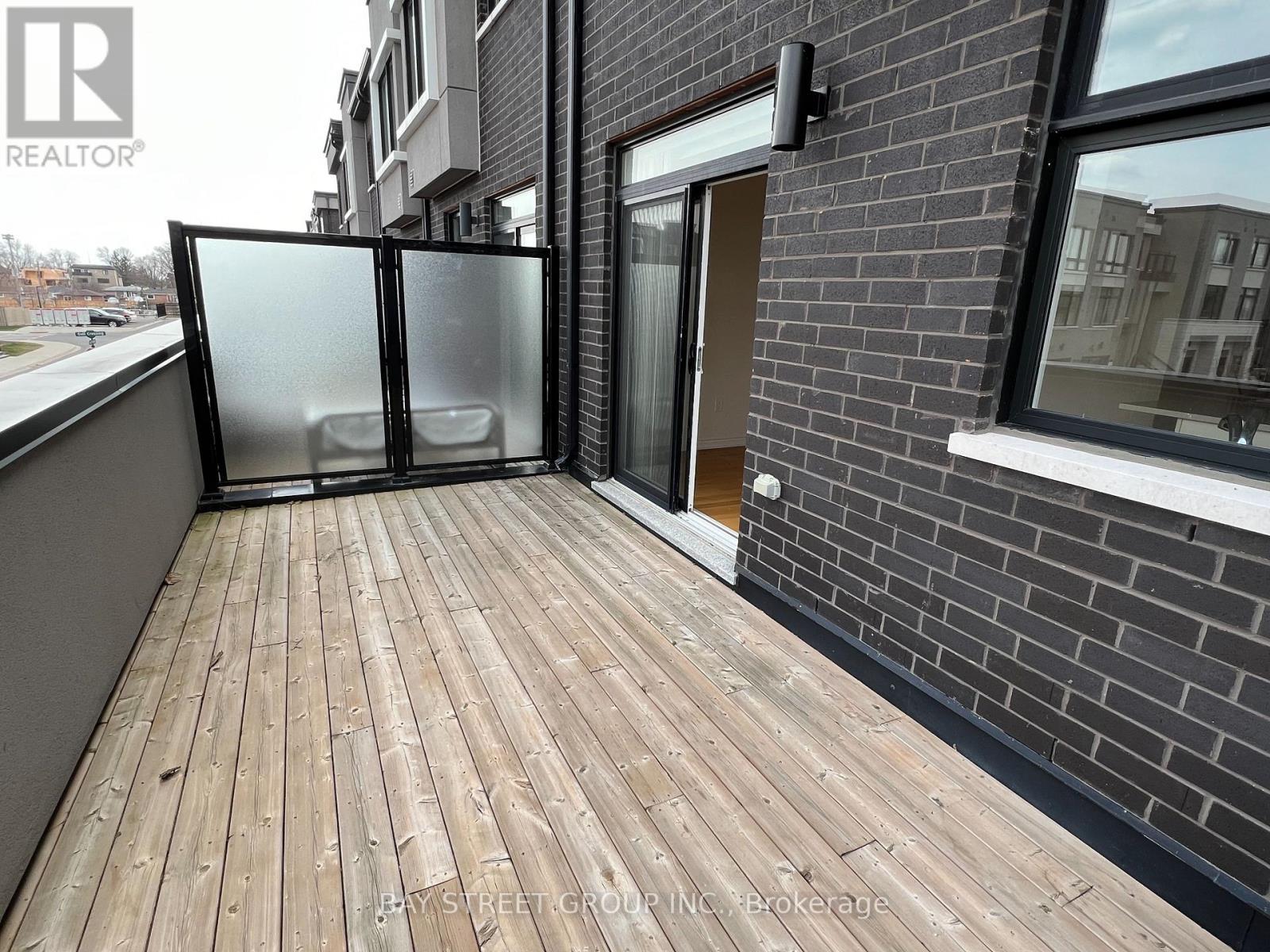 1310 Gull Crossing Road, Pickering, ON - Outdoor With Exterior