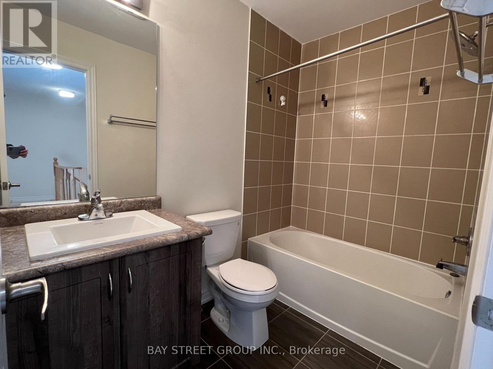 1310 Gull Crossing Road, Pickering, ON - Indoor Photo Showing Bathroom