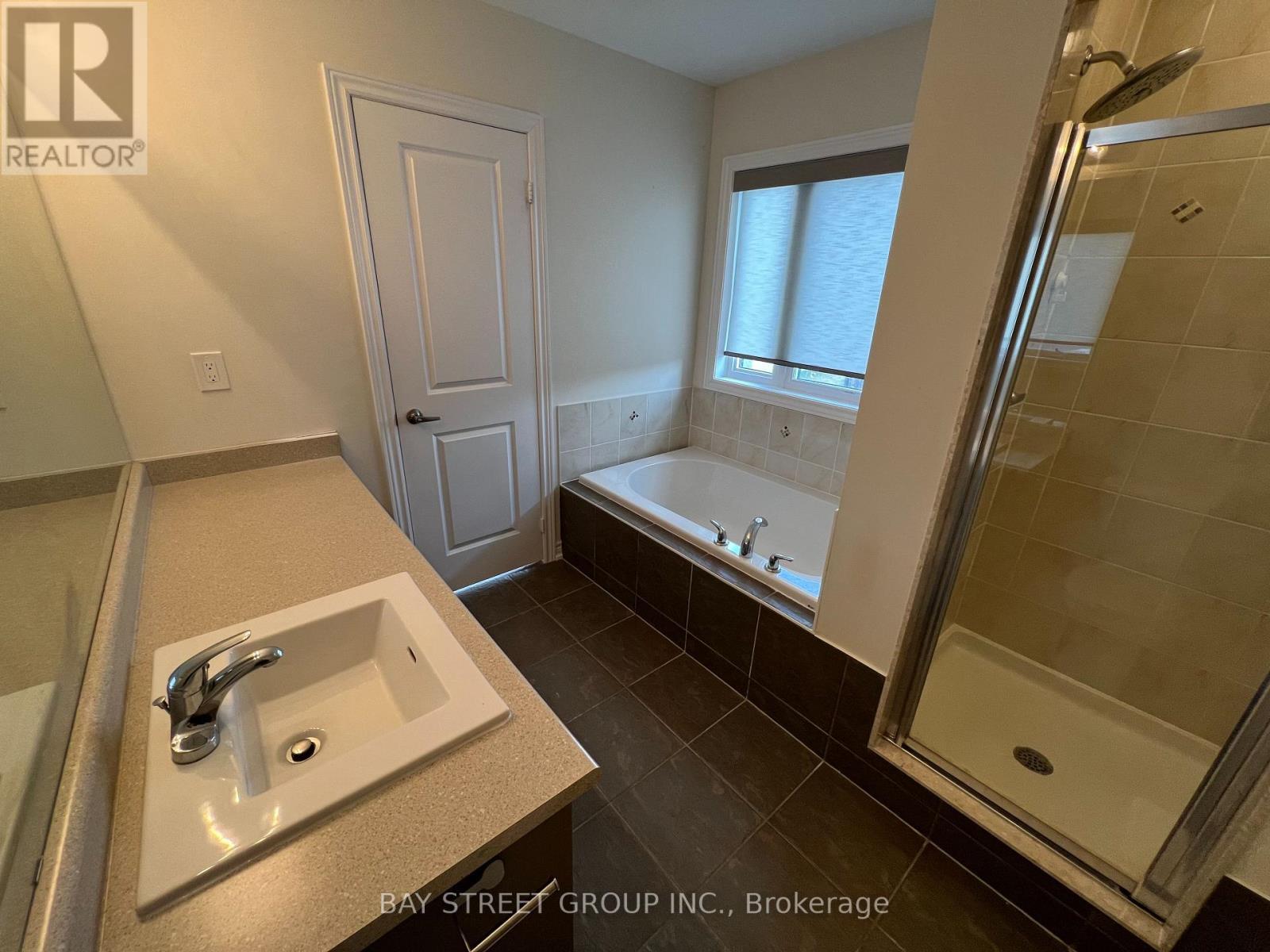 1310 Gull Crossing Road, Pickering, ON - Indoor Photo Showing Bathroom