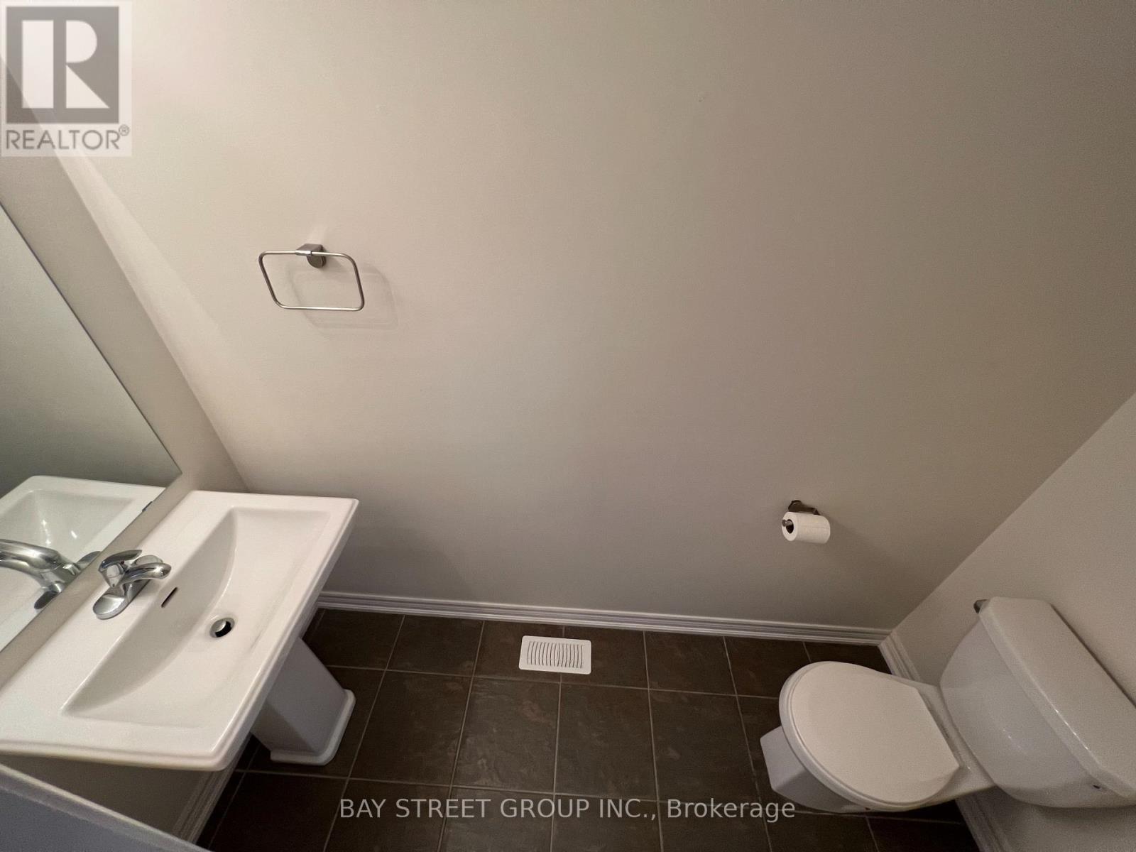 1310 Gull Crossing Road, Pickering, ON - Indoor Photo Showing Bathroom