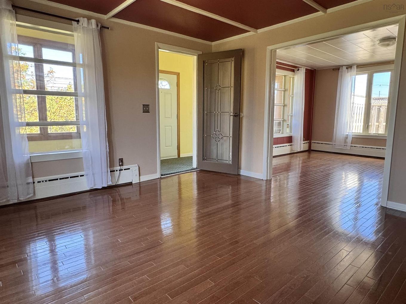 325 Reserve Street, Glace Bay, NS