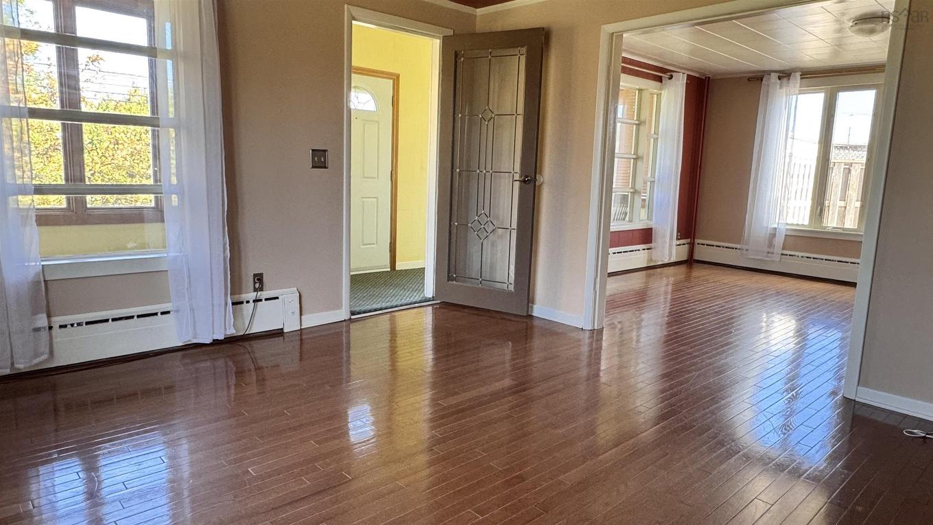 325 Reserve Street, Glace Bay, NS