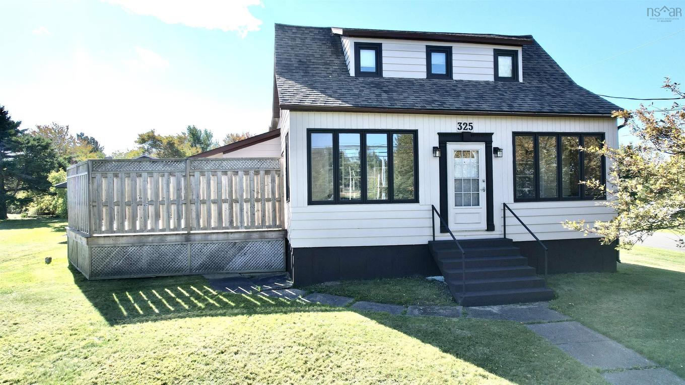 325 Reserve Street, Glace Bay, NS